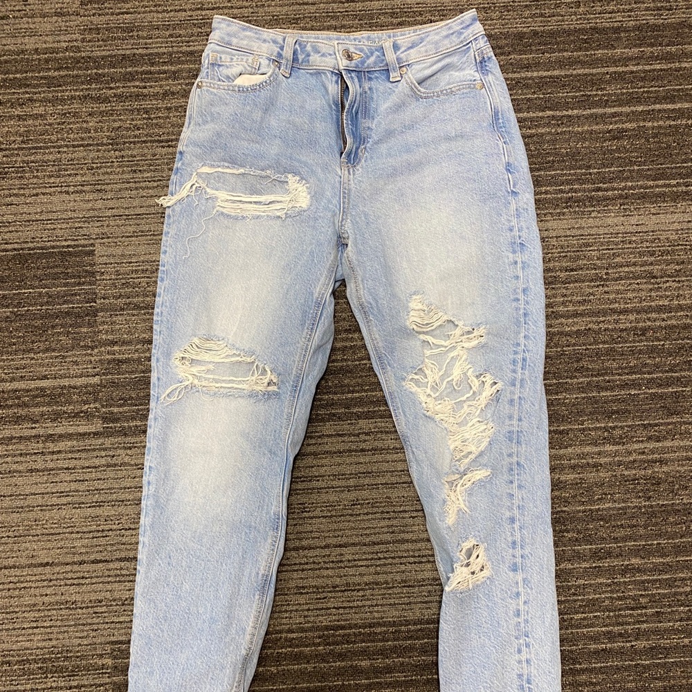 American Eagle Mom Jean